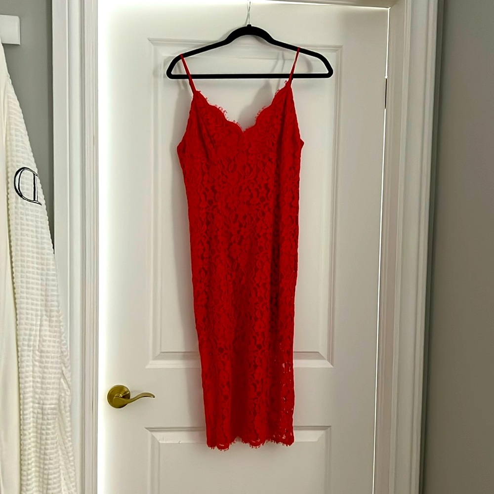 L’atiste knee length coral lace dress